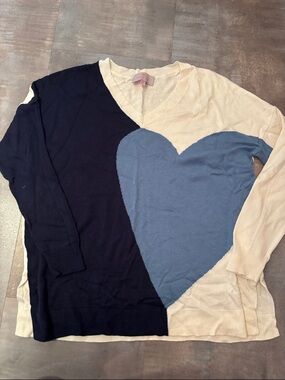 Laurie Felt V-Neck Sweater in Navy, Cream & Blue Heart